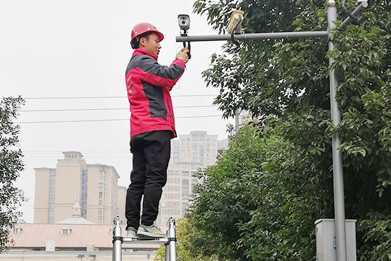 遠瞻簽約維保丨園區室外立桿槍機維修 - 遠瞻電子 400-999-0790